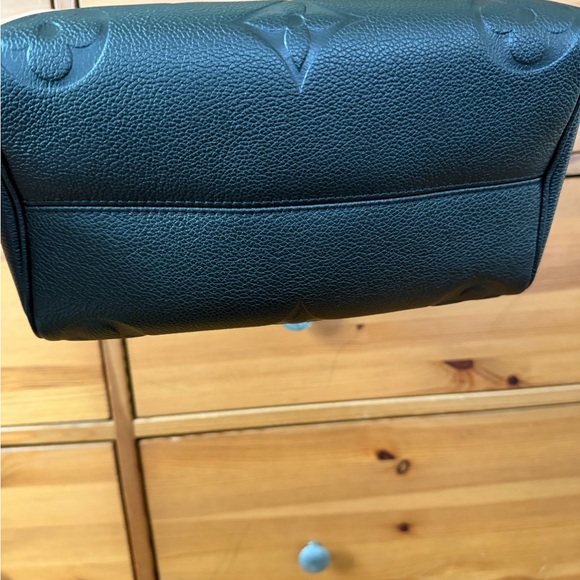 Louis Vuitton Speedy 25 Bandouliere in Monogram Empreinte Noir - Picture 5 of 8